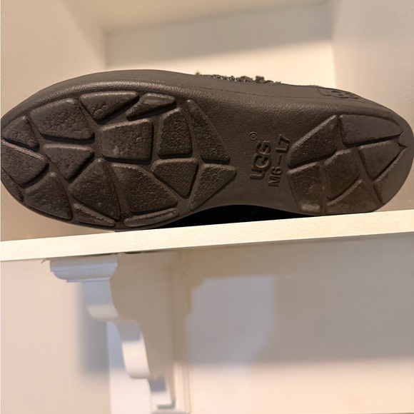UGG Gray Cozy Boots - Picture 5 of 5